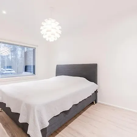 Valoisa Rivitalokolmio *